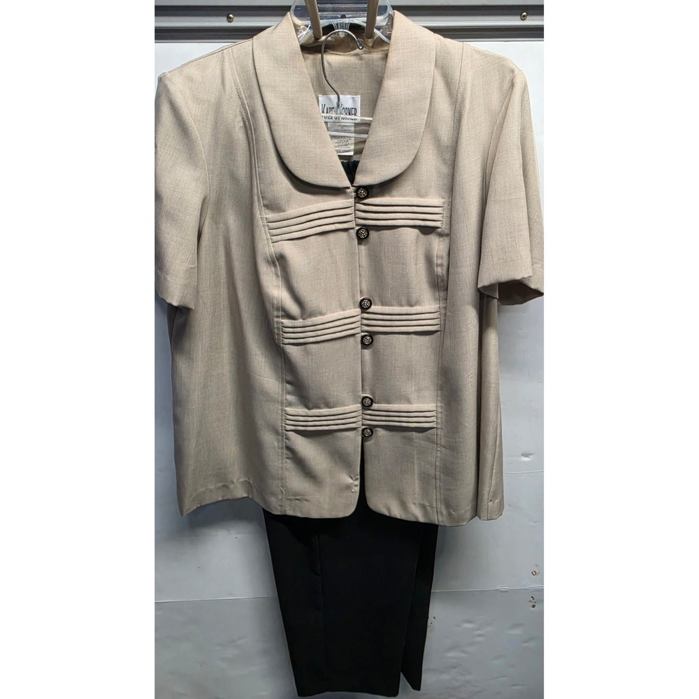 Karis Korner Womens 18WP Pant Suit Beige Short Sleeve Blazer Black Pants 9104WP